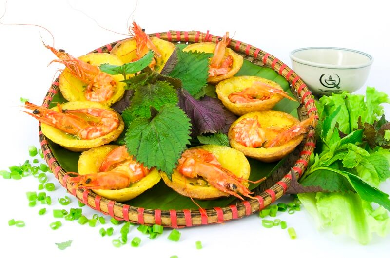 Hãy tìm hiểu về những món ăn đặc trưng của Việt Nam - đất nước tuyệt vời này. Điểm qua những món ăn truyền thống như Phở, Bánh Bèo, Bánh Xèo và hàng nghìn món ăn khác. Ảnh sẽ giúp bạn cảm nhận hương vị của những món ăn này.