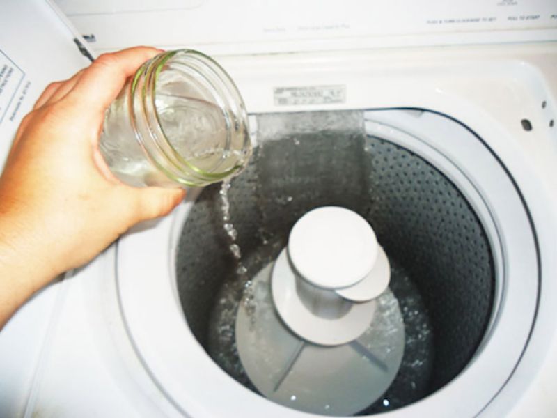  Xả lồng máy giặt bằng nước ấm  